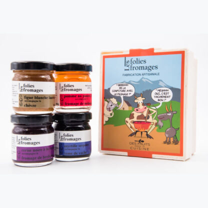 Assortment of 4 jars of 45g Folies Fromages in wooden box